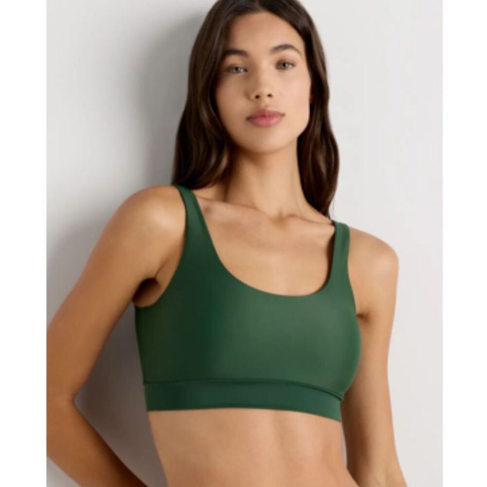 Quince Italian Tank Bikini Top Medium in Palm/Green NWT Retail 24.50